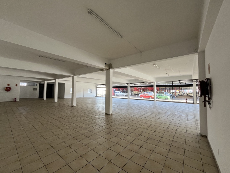 To Let commercial Property for Rent in Goodwood Estate Western Cape